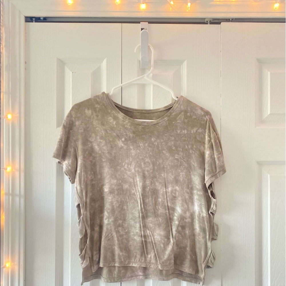 american eagle tshirt